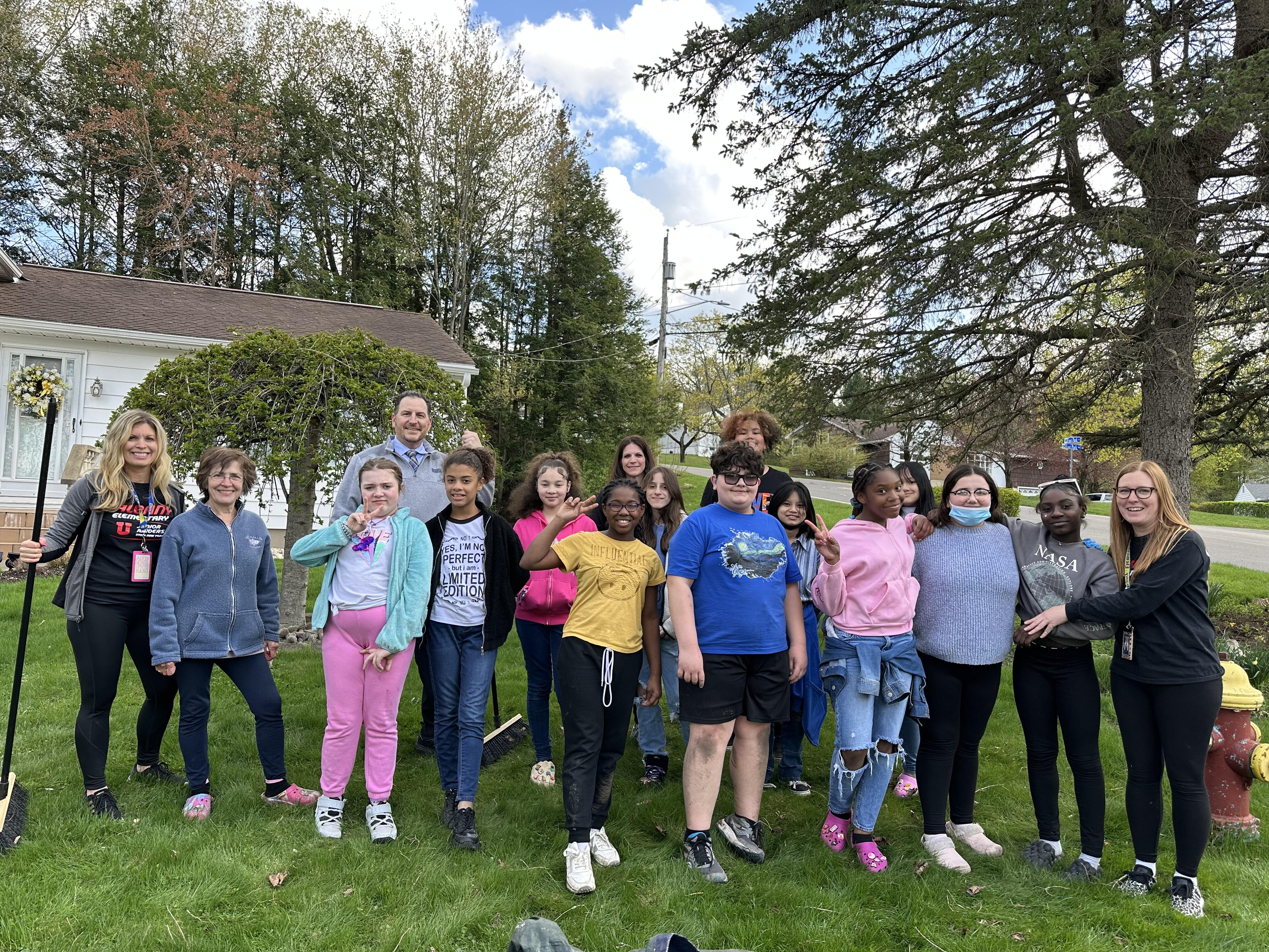 2023 Intergenerational Spring Clean-up
